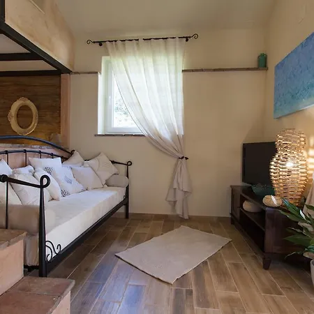 La Villetta - First Class Location With Big Private Pool Krk Town