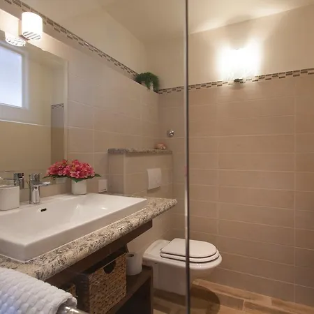 Apartment La Villetta - First Class Location With Big Private Pool Krk Town